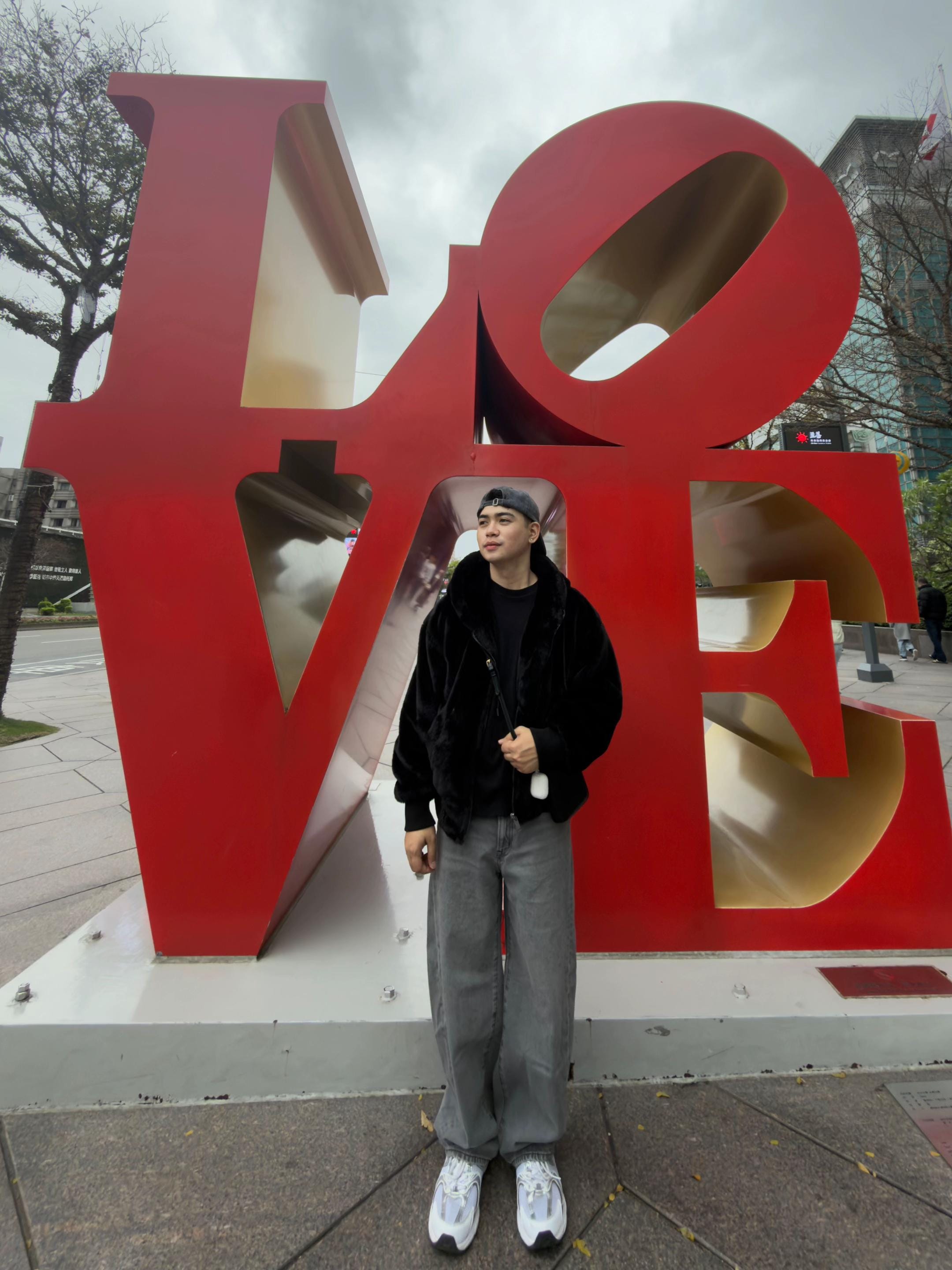 Post 5 by kenth🇹🇼 on TikTok (video)