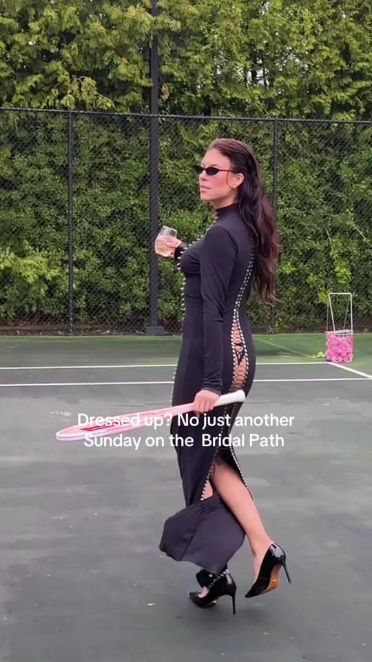 Post 4 by dani._doucette on TikTok (video)