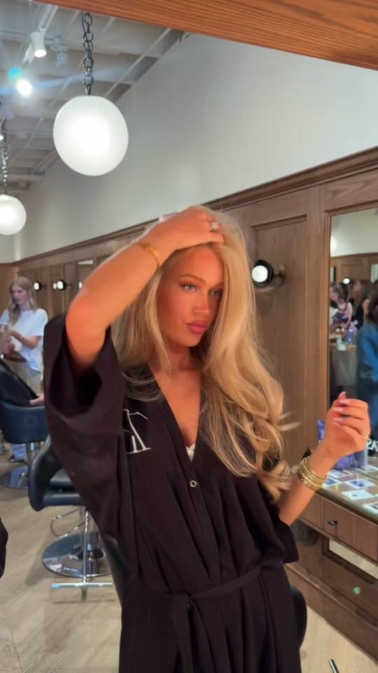 Post 8 by Zoe Honsinger on TikTok (video)