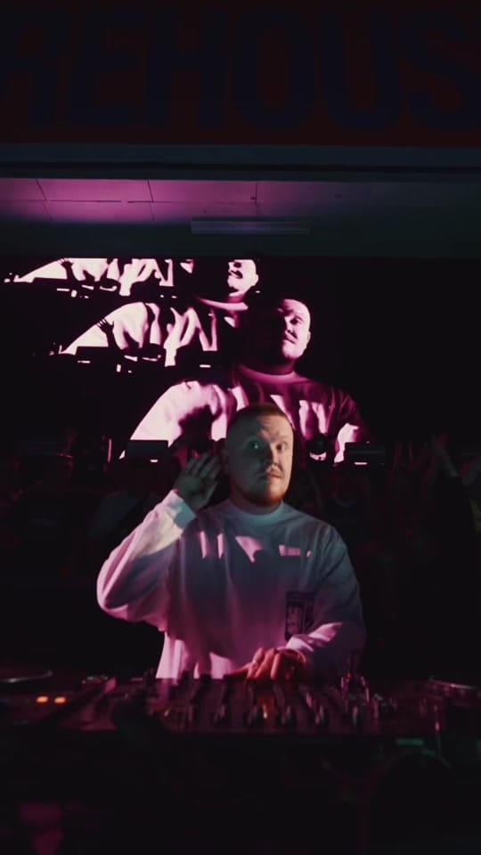 Post 9 by FLY on TikTok (video)