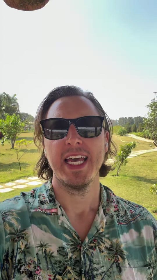 Post 7 by Lab.Club on TikTok (video)