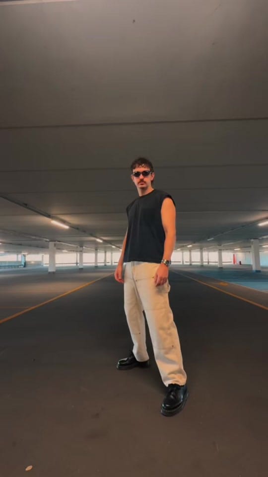 Post 6 by 1991music on TikTok (video)