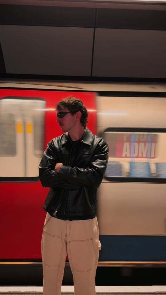 Post 10 by 1991music on TikTok (video)
