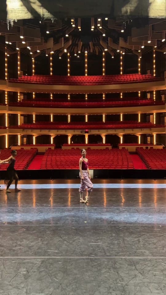Post 7 by anita.ballerina 🇨🇺🩰 on TikTok (video)