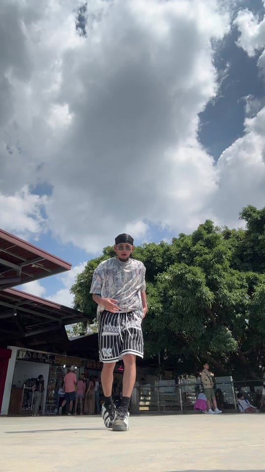 Post 6 by RAFAYEL on TikTok (video)