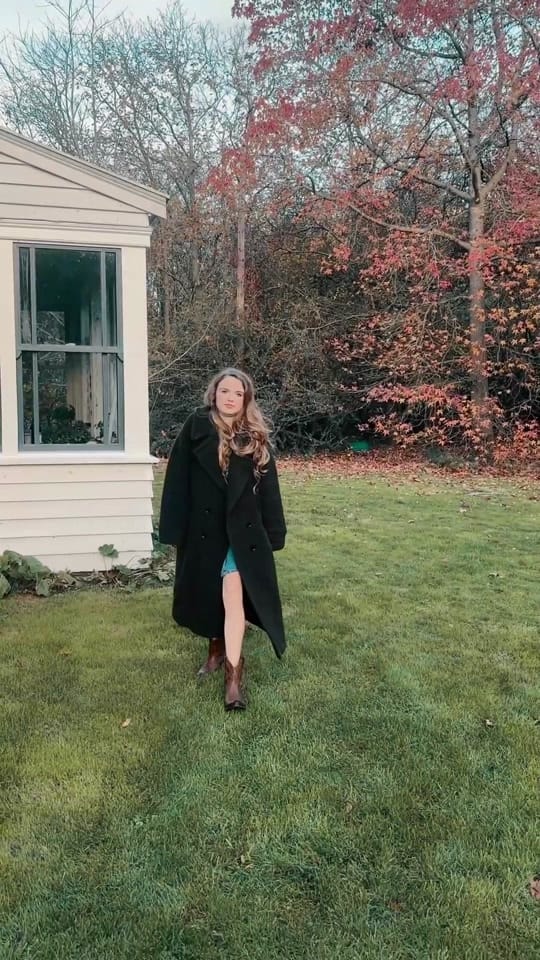 Post 5 by evelyncornellmusic on TikTok (video)