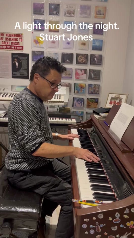 Post 8 by Stuart Jones ‘News and Music’ on TikTok (video)