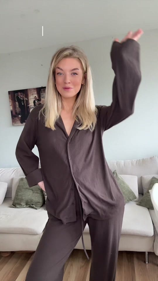 Post 1 by Serene on TikTok (video)