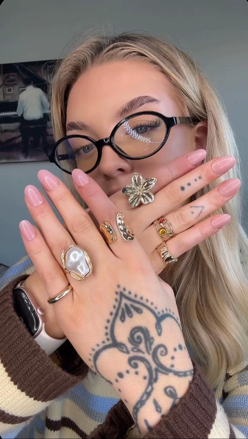 Post 9 by Serene on TikTok (video)