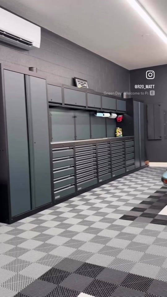 Post 1 by R20Motorsports on TikTok (video)