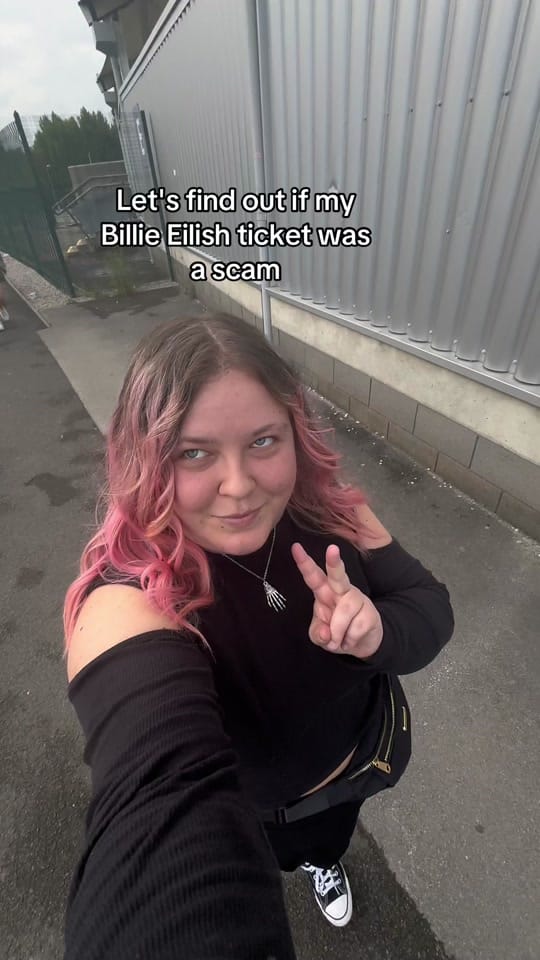 Post 2 by Kamila Z. on TikTok (video)