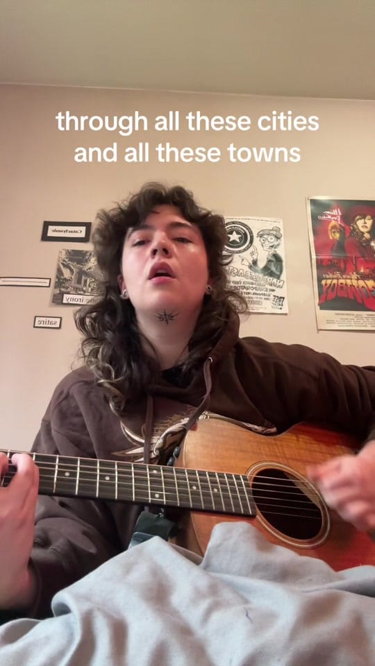 Post 8 by izzy cenedese on TikTok (video)