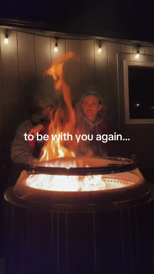 Post 6 by ELLES on TikTok (video)