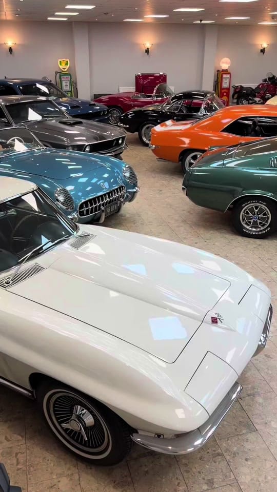 Post 7 by Retro Classic Car on TikTok (video)