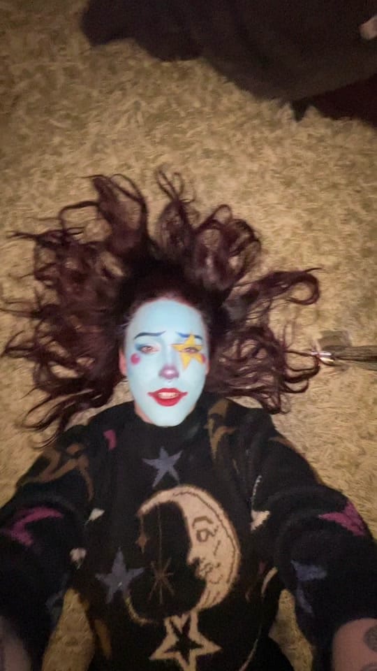 Post 2 by Mia Brown on TikTok (video)