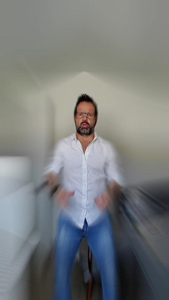 Post 10 by Les folies de Jimmy on TikTok (video)