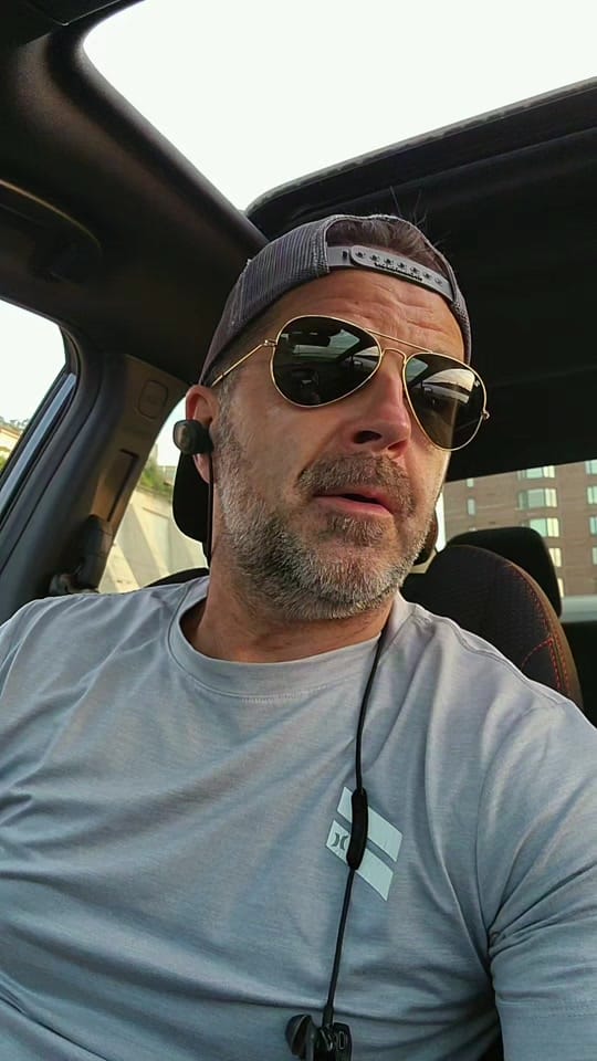 Post 2 by Les folies de Jimmy on TikTok (video)