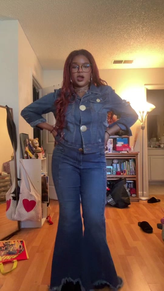 Post 4 by selayah 🍓✩°｡⋆⸜ 🎧 on TikTok (video)