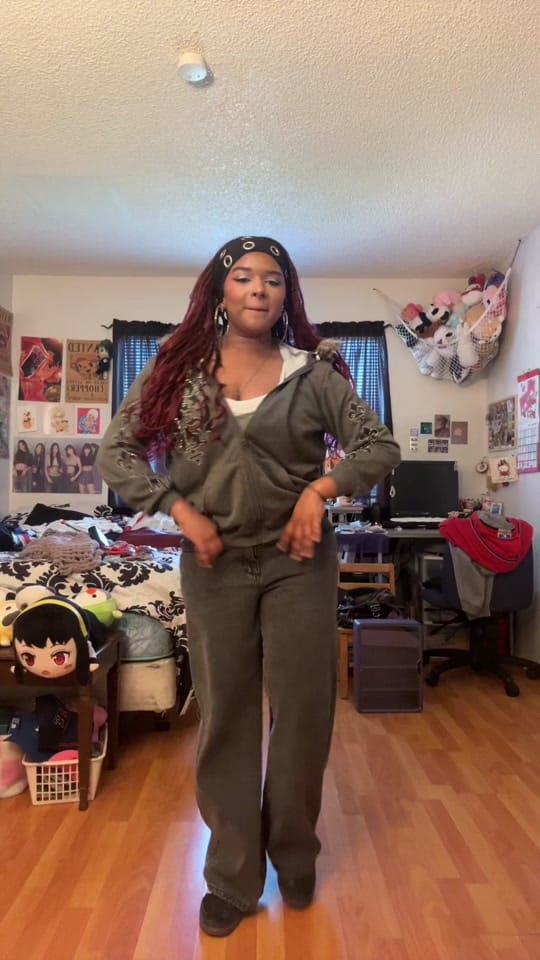 Post 7 by selayah 🍓✩°｡⋆⸜ 🎧 on TikTok (video)