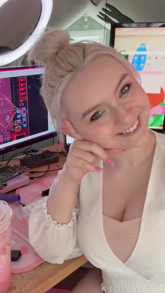 Post 7 by nes on TikTok (video)