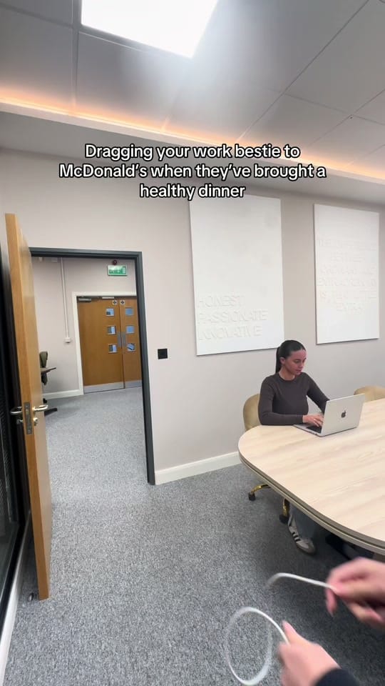 Post 10 by Edison Media on TikTok (video)