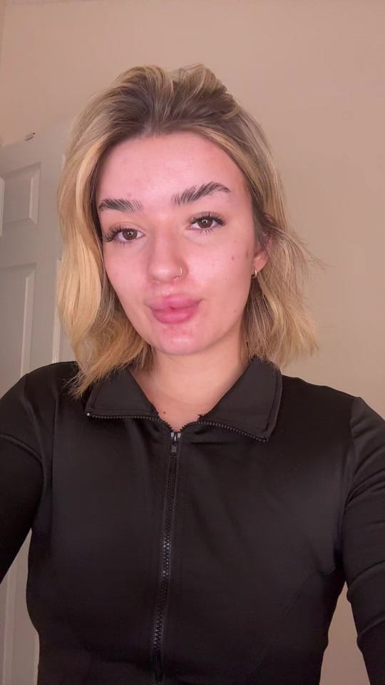 Post 3 by El🤍 on TikTok (video)