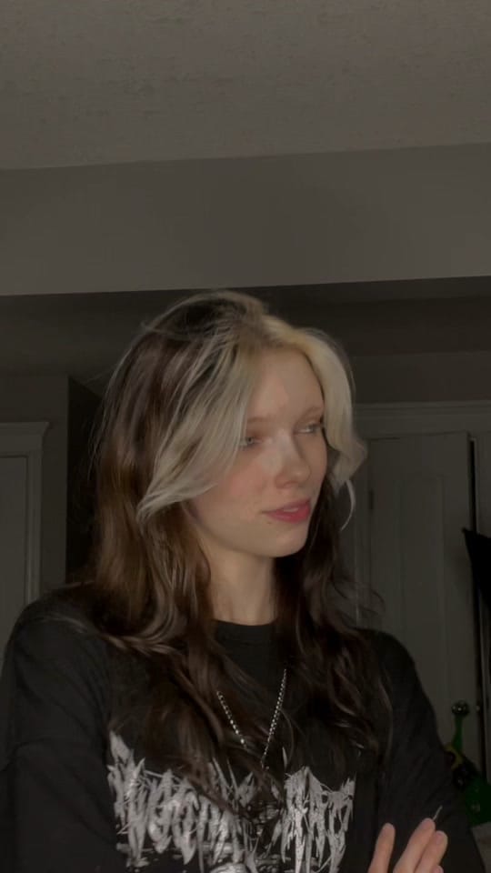 Post 7 by Sydney Hunter on TikTok (video)