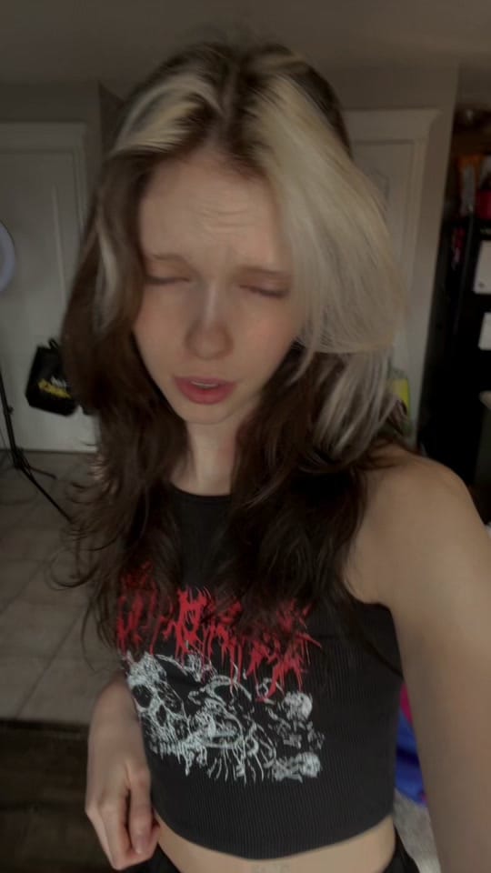 Post 10 by Sydney Hunter on TikTok (video)