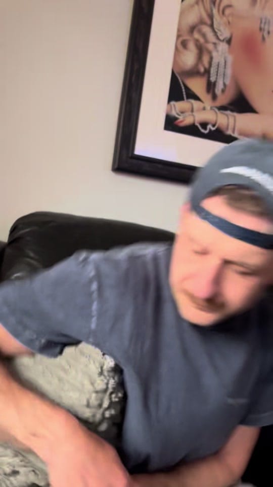 Post 6 by benalbertt on TikTok (video)