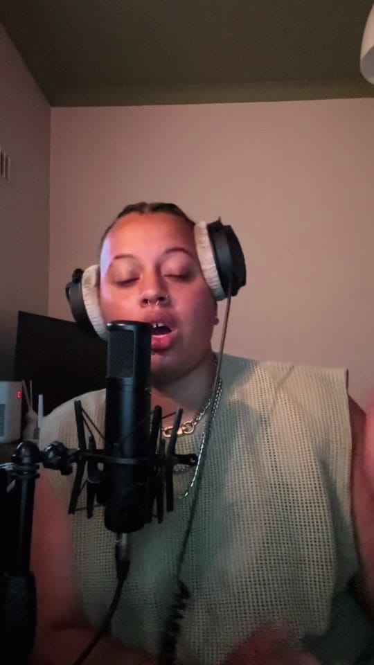 Post 8 by Courtney Bennett 🍉 on TikTok (video)