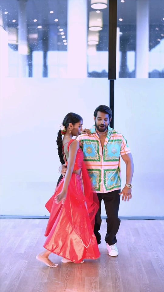 Post 6 by iamyash🎭 on TikTok (video)