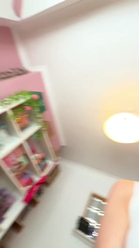 Post 1 by 🌱 Kat on TikTok (video)