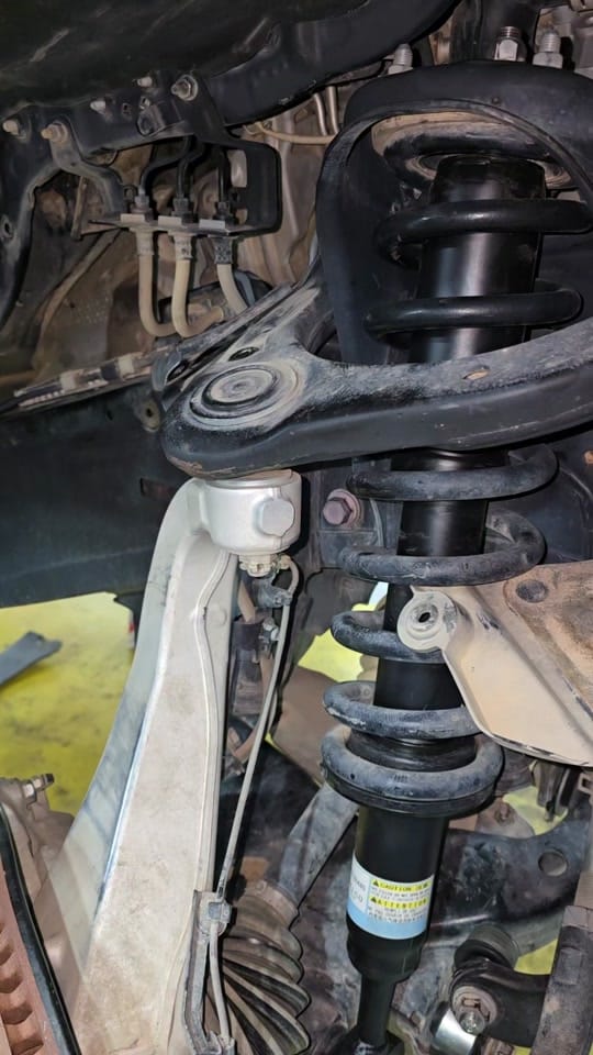 Post 2 by auto.service on TikTok (video)