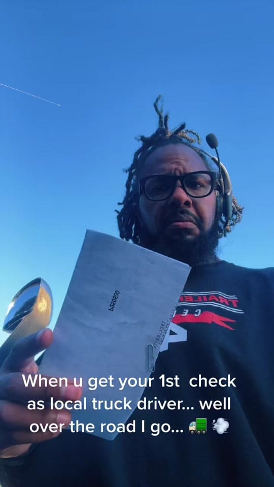 Post 8 by legsdontmatch on TikTok (video)