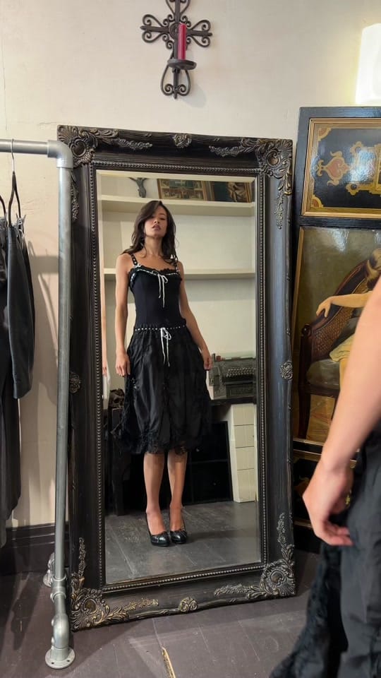 Post 7 by ShopYottsVtg London on TikTok (video)