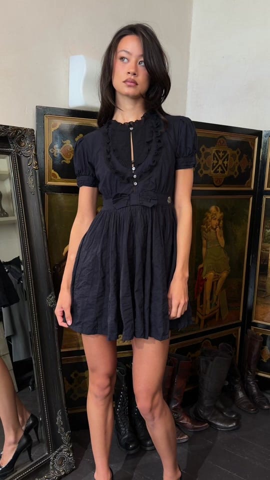 Post 1 by ShopYottsVtg London on TikTok (video)