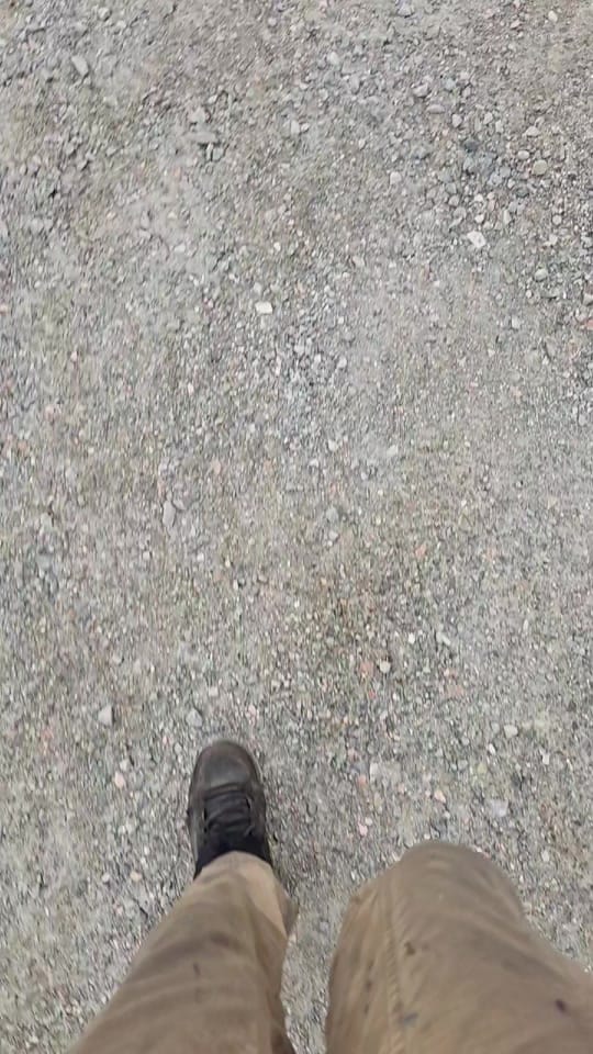 Post 2 by Essie on TikTok (video)