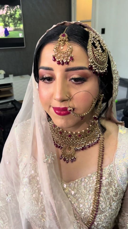 Post 3 by Lima Khan MUA on TikTok (video)
