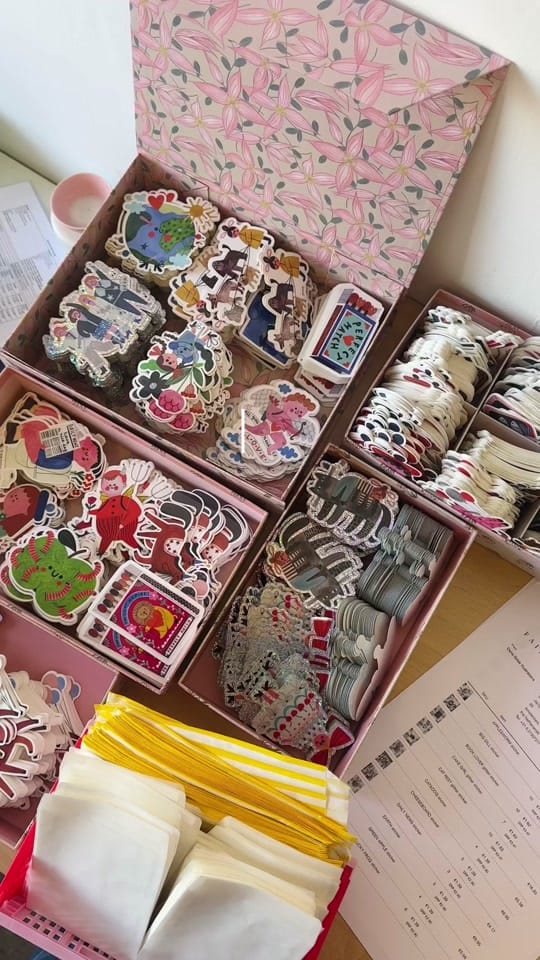 Post 3 by Daria Solak Illustrations on TikTok (video)