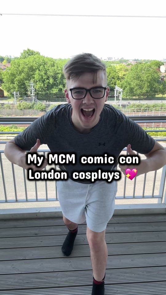 Post 5 by DaynNite.Cos on TikTok (video)
