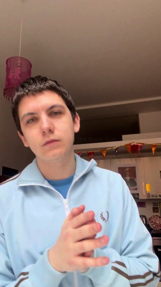 Post 4 by Fieves on TikTok (video)