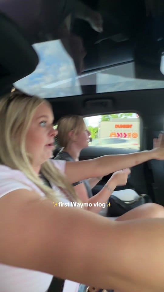 Post 1 by Molly Robinson on TikTok (video)