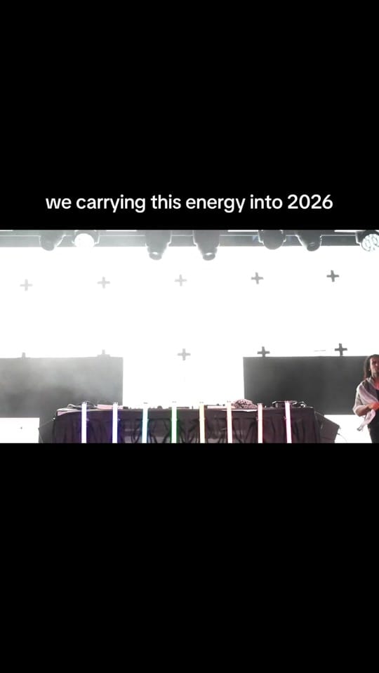 Post 1 by Artin Avaznia on TikTok (video)