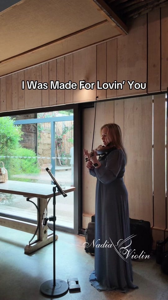Post 2 by Nadia Violin on TikTok (video)