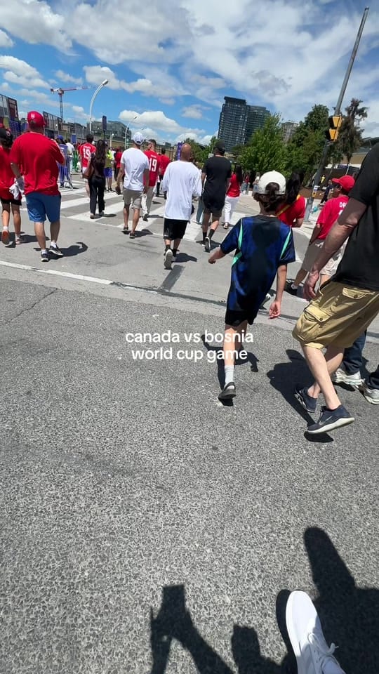 Post 2 by stef on TikTok (video)