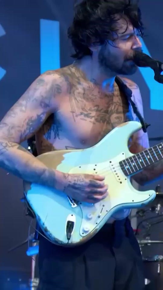 Post 2 by Biffy Clyro on TikTok (video)