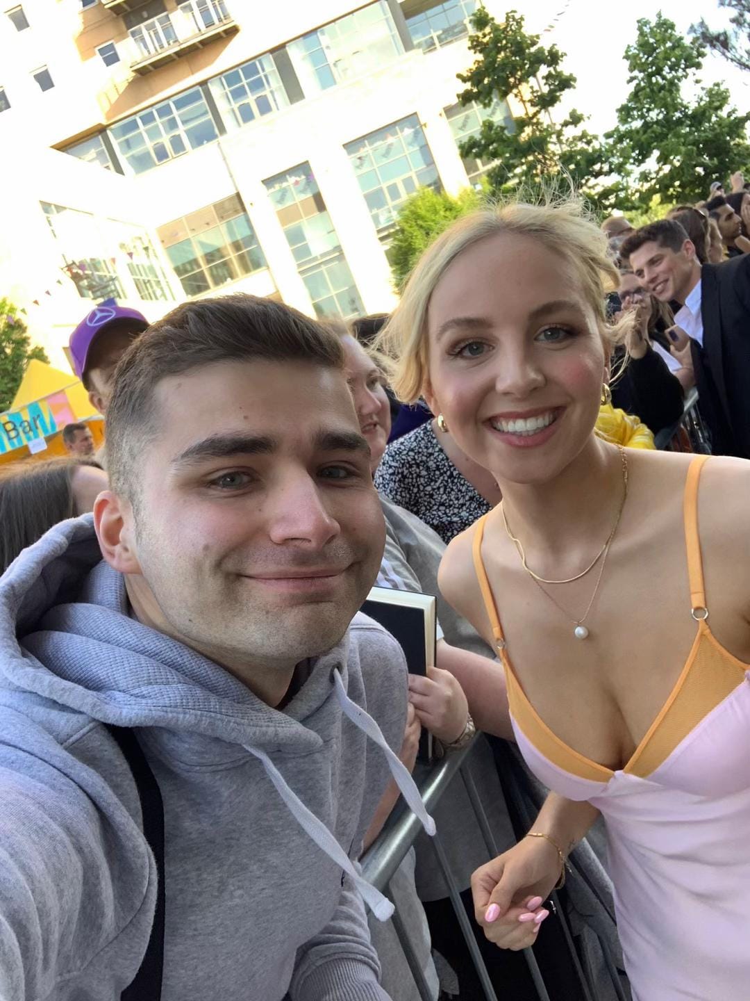 Post 1 by Ted123 on TikTok (video)