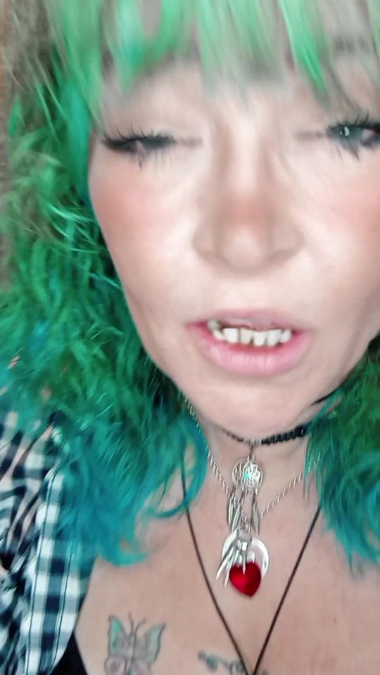 Post 2 by 🏳️‍🌈❤🧡💛Sara💚💙💜🏳️‍🌈 on TikTok (video)