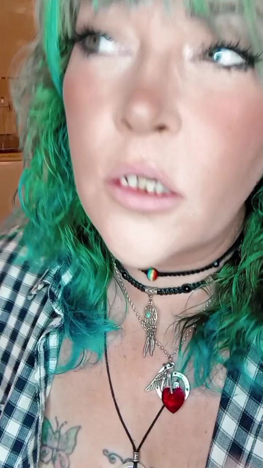 Post 7 by 🏳️‍🌈❤🧡💛Sara💚💙💜🏳️‍🌈 on TikTok (video)