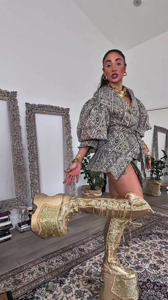 Post 8 by DORIAN WHO on TikTok (video)